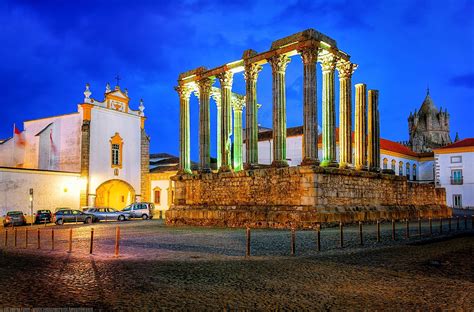 La capitale Evora